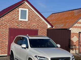 2019 Volvo XC90 B5 II Рестайлинг 1, белый, 4800000 рублей, вид 4