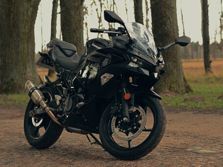 2024 Kawasaki Ninja 500, чёрный, 600000 рублей, вид 3