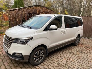 2018 Hyundai Grand Starex I Рестайлинг 2, серый, 3970000 рублей, вид 2