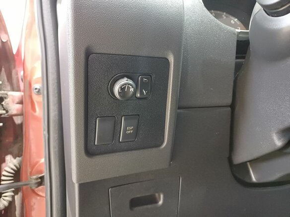 2008 Nissan Qashqai+2 I, красный - вид 32