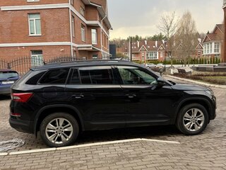 2020 Skoda Kodiaq I, чёрный, 2420000 рублей, вид 4