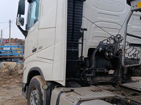 2022 Volvo FH 540, белый, 10377000 рублей - вид 3