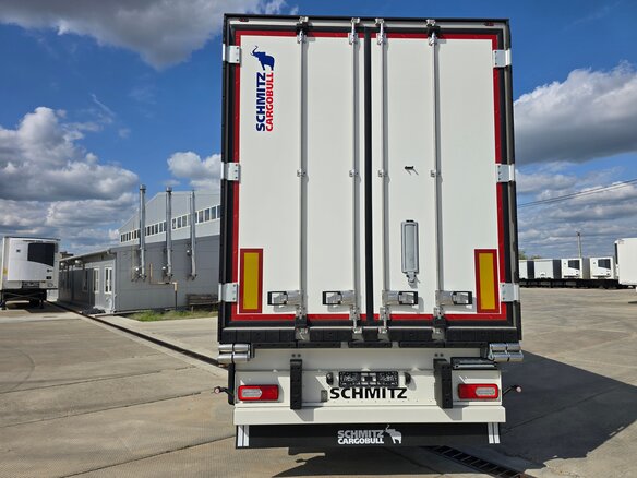 2025 Schmitz Cargobull SKO, белый - вид 6