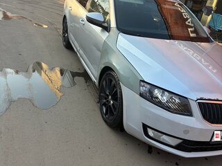 2014 Skoda Octavia III (A7), серебристый, 715000 рублей, вид 3
