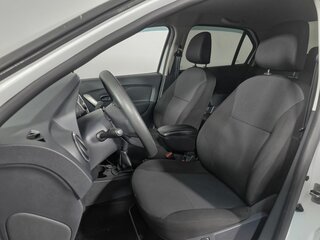 2016 Renault Logan II, белый, 624000 рублей, вид 5