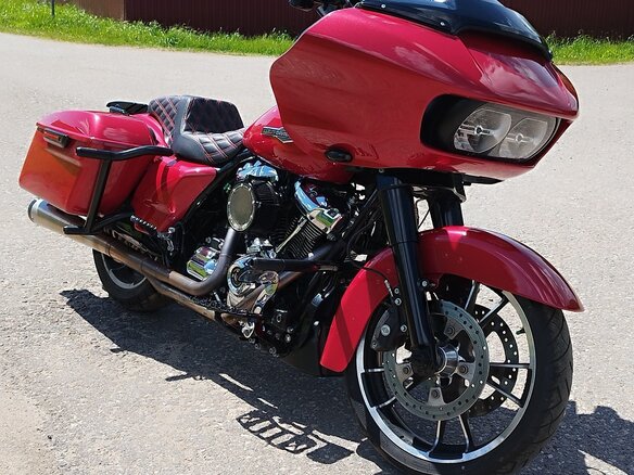 2021 Harley-Davidson Road Glide, красный, 1500000 рублей - вид 5