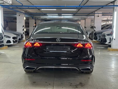 2025 Mercedes-Benz E-Класс 300 VI (W214, S214), чёрный, 11500000 рублей, вид 3