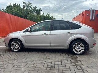2008 Ford Focus II Рестайлинг, серебристый, 550000 рублей, вид 5