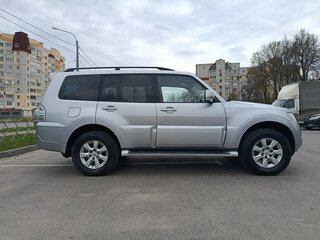 2011 Mitsubishi Pajero IV Рестайлинг 1, серебристый, 1850000 рублей, вид 5