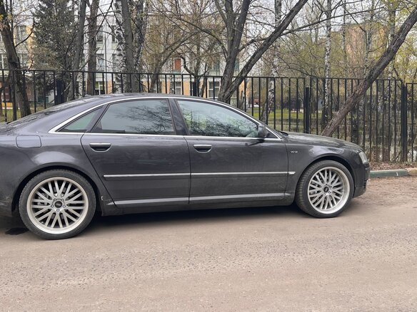 2006 Audi A8 II (D3) Рестайлинг, серый, 1100000 рублей - вид 4