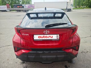 2020 Toyota C-HR I Рестайлинг, красный, 2400000 рублей, вид 4