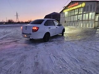 2013 Lada (ВАЗ) Granta I, белый, 405000 рублей, вид 4