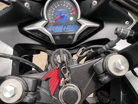 2011 Honda CBR 250R, чёрный, 300000 рублей, вид 5