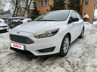 2017 Ford Focus III Рестайлинг, белый, 1100000 рублей, вид 2