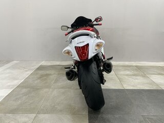 2013 Suzuki GSX 1300 R Hayabusa, белый, 865000 рублей, вид 4