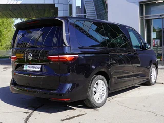 2022 Volkswagen Multivan Long T7, чёрный, 5079000 рублей, вид 4