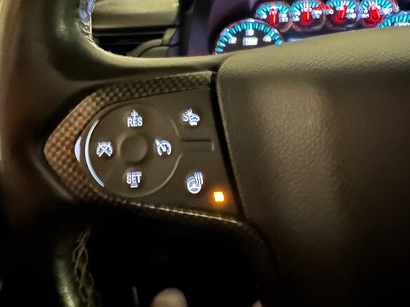 2015 Chevrolet Tahoe IV, чёрный, 3999000 рублей - вид 30