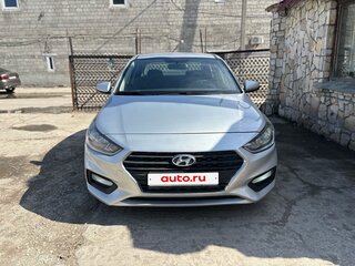 2017 Hyundai Solaris II, серебристый, 1090000 рублей, вид 5