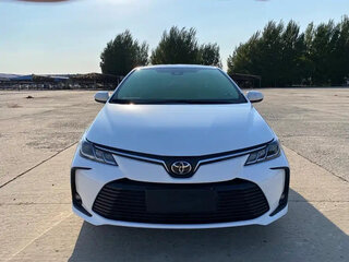 2022 Toyota Corolla XII (E210), белый, 1500001 рублей, вид 1