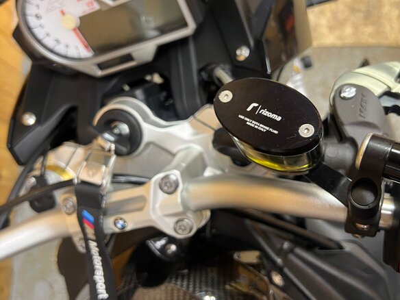 2016 BMW S 1000 R, чёрный, 1249000 рублей - вид 10