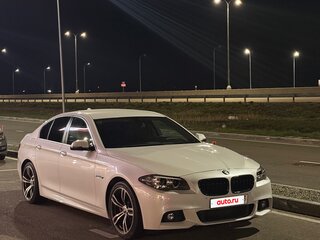2013 BMW 5 серии 520d VI (F10/F11/F07) Рестайлинг, белый, 2000000 рублей, вид 4