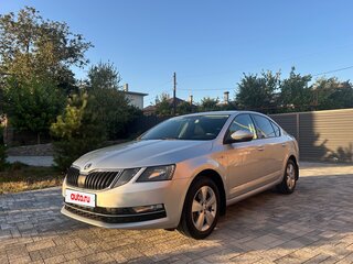 2019 Skoda Octavia III (A7) Рестайлинг, серебристый, 2149000 рублей, вид 1
