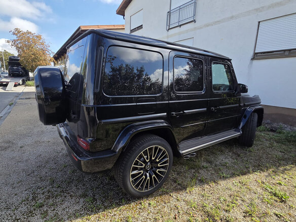 2026 Mercedes-Benz G-Класс AMG 63 AMG II (W465) Рестайлинг, чёрный, 32000000 рублей - вид 4