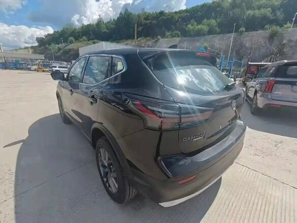 2025 Nissan Qashqai III Рестайлинг, чёрный, 2088325 рублей - вид 3