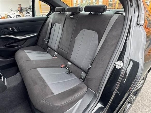 2023 BMW 3 серии 320i VII (G2x) Рестайлинг, чёрный - вид 26