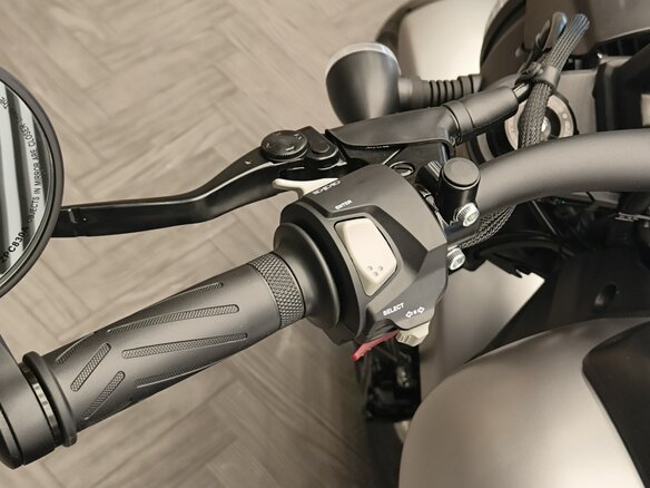 2026 QJMotor SRV 600 V2, серый, 589000 рублей - вид 14