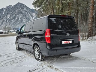 2009 Hyundai Grand Starex I, чёрный, 980000 рублей, вид 2