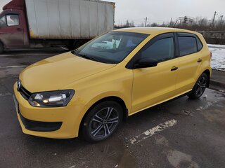2011 Volkswagen Polo V, бежевый, 520000 рублей, вид 1