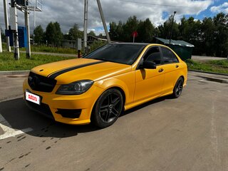 2013 Mercedes-Benz C-Класс 180 III (W204) Рестайлинг, жёлтый, 880000 рублей, вид 1