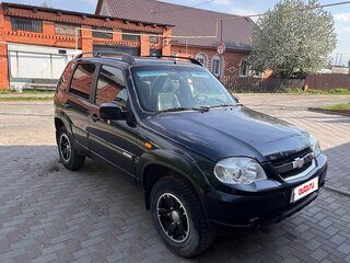2009 Chevrolet Niva I Рестайлинг, чёрный, 350000 рублей, вид 3