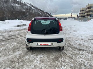 2012 Peugeot 107 I Рестайлинг, белый, 400000 рублей, вид 3