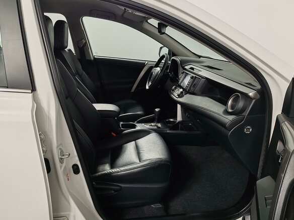 2016 Toyota RAV4 IV (XA40) Рестайлинг, белый - вид 19