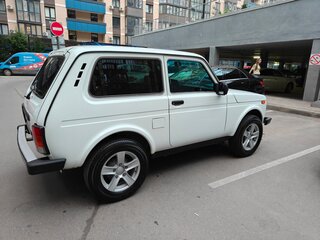 2019 Lada (ВАЗ) 2121 (4x4) I Рестайлинг (2020), белый, 650000 рублей, вид 3
