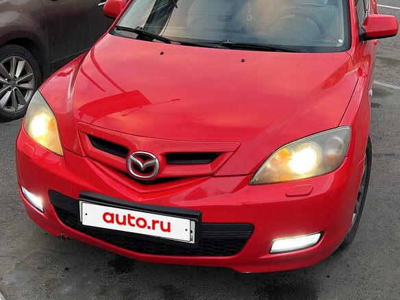 2008 Mazda 3 I (BK) Рестайлинг, красный, 575000 рублей - вид 3