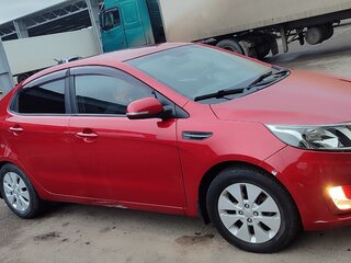 2012 Kia Rio 4-speed III, красный, 800000 рублей, вид 3