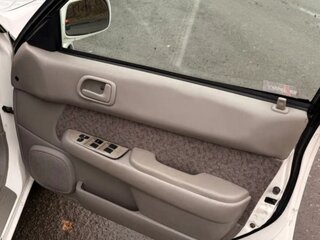 1997 Toyota Corolla VIII (E110) Рестайлинг, белый, 270000 рублей, вид 3