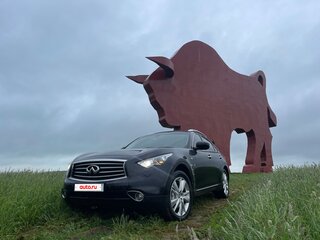 2014 Infiniti QX70, чёрный, 2370000 рублей, вид 2