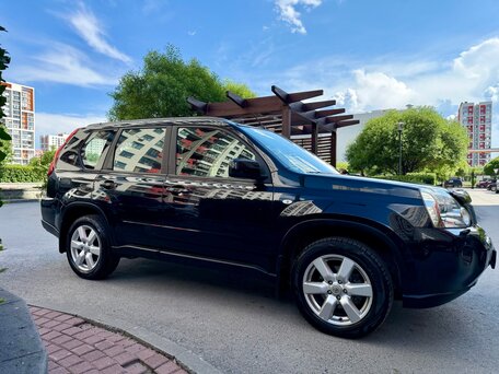 2010 Nissan X-Trail II, чёрный, 1550000 рублей, вид 4