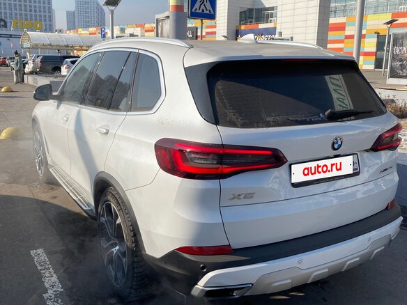 2021 BMW X5 40i IV (G05/G18), белый, 8900000 рублей - вид 19
