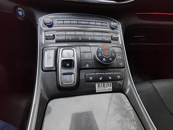 2023 Hyundai Santa Fe IV Рестайлинг, серый, 5380000 рублей - вид 20