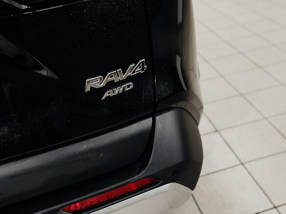 2025 Toyota RAV4 V (XA50), чёрный - вид 8
