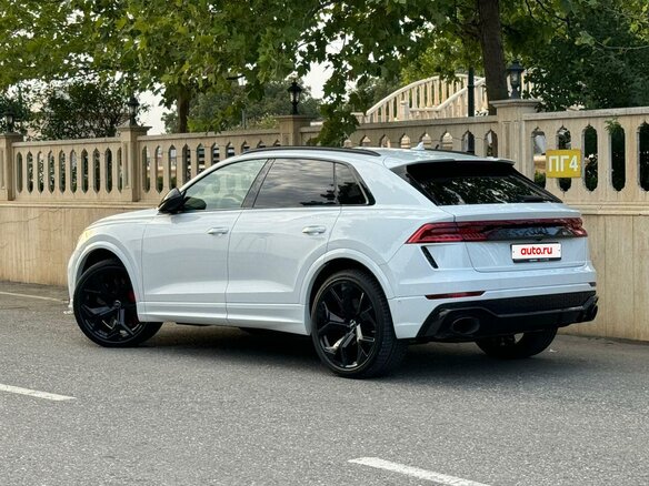 2020 Audi RS Q8 I, белый, 13450000 рублей - вид 1