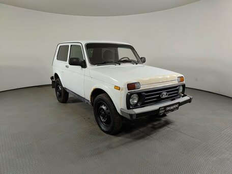 2013 Lada (ВАЗ) 2121 (4x4) I Рестайлинг, белый, 235000 рублей, вид 3