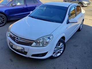 2008 Opel Astra H Рестайлинг, белый, 600000 рублей, вид 4