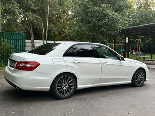 2011 Mercedes-Benz E-Класс 200 7G-Tronic IV (W212, S212, C207), белый, 1330000 рублей, вид 4