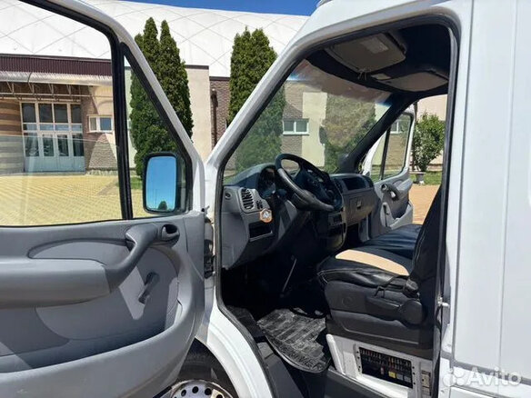 2015 Mercedes-Benz Sprinter Classic, белый, 1600000 рублей - вид 12